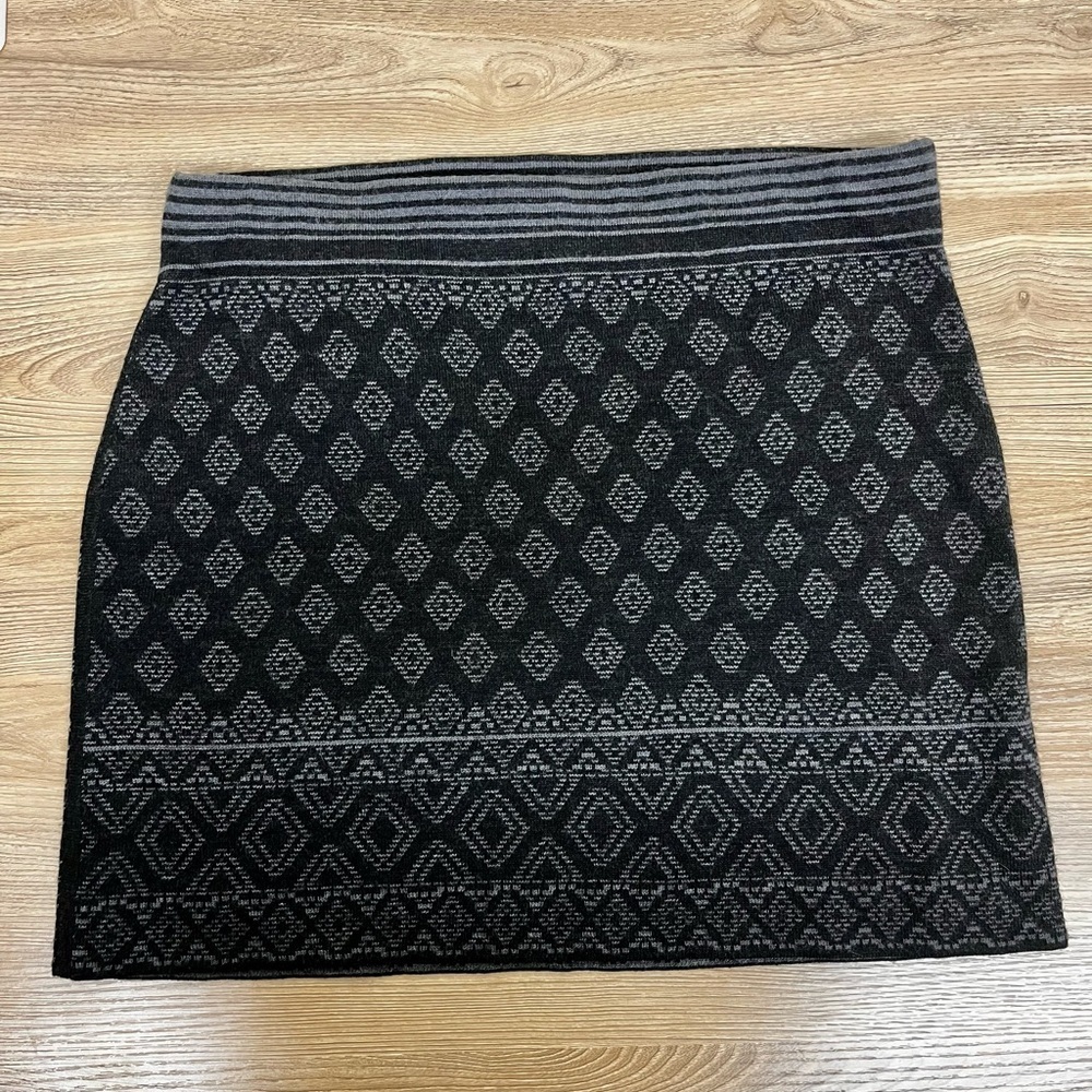 Smartwool Black and Gray Mini Skirt